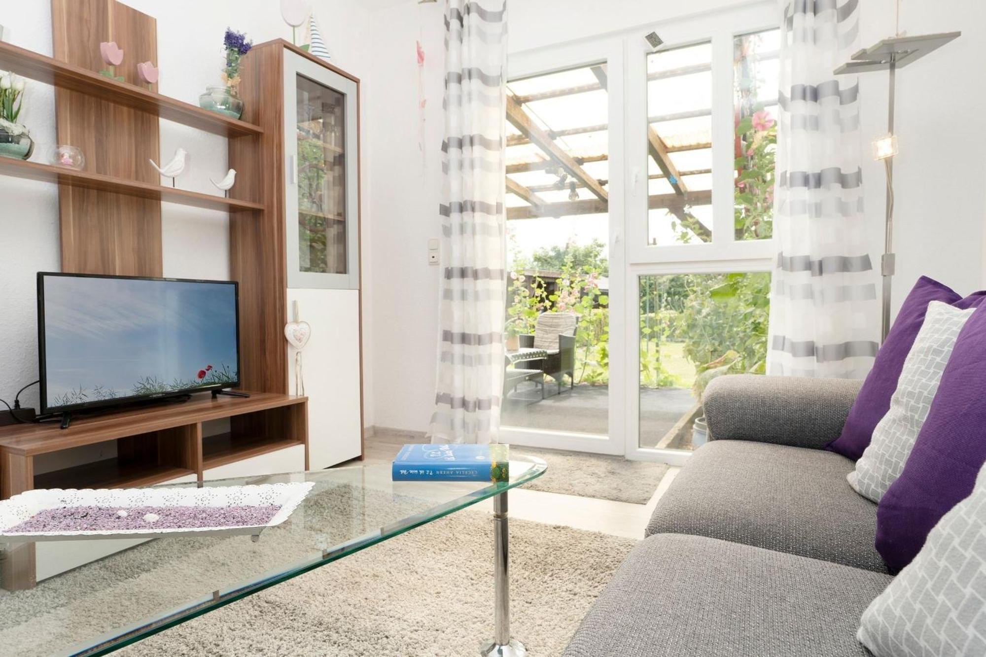 Appartamento Haus Waldfrieden Ferienhaeuschen Waldfrieden Haffkrug Esterno foto